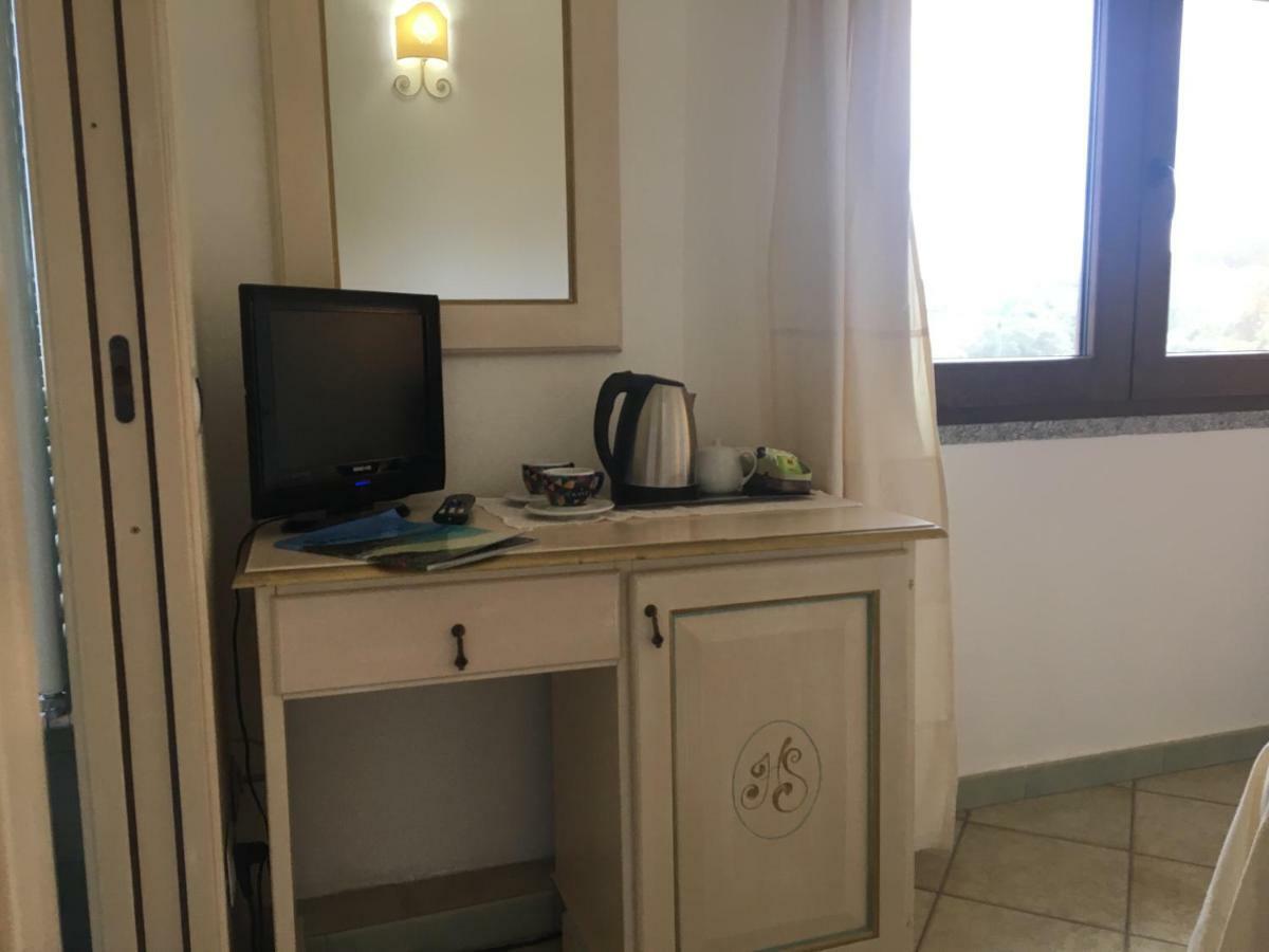 Hotel Sorgente Aglientu Buitenkant foto