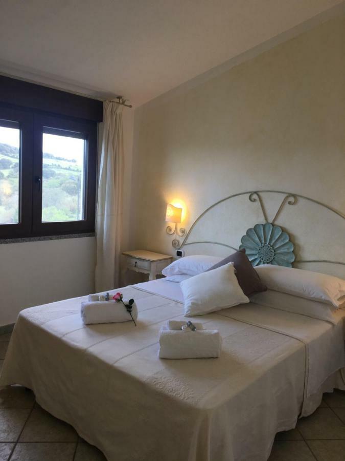 Hotel Sorgente Aglientu Buitenkant foto